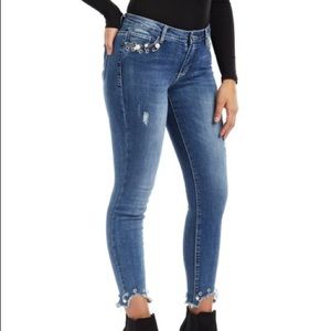 BeBe- Azure All-Star Faux-Pearl O-Ring Jeans (31)